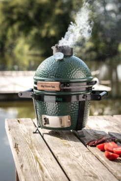 Big Green Egg Mini Solo -Optimaal Barbecuegrill Winkel big green egg mini solo 2