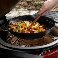 Kamado Joe Karbon Steel Wok -Optimaal Barbecuegrill Winkel kamado joe karbon steel wok 2